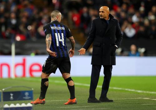 Inter, gli infortuni frenano Nainggolan. I tifosi sui social: "Dov'è lo scontrino?"