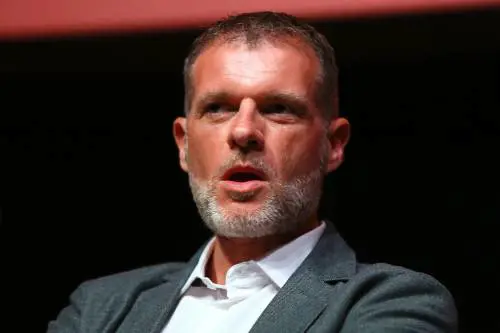 "Il mio gioco preferito? Inventare le parole per capire meglio il mondo"