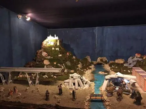 Genova, "oscurato" il presepe con il Ponte Morandi distrutto