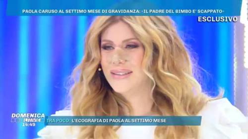 Domenica Live, malore in diretta per Paola Caruso