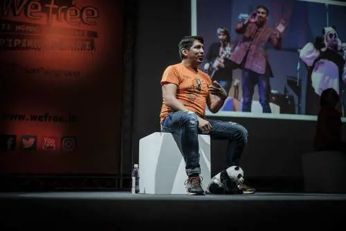 Sul palco storie di droga Così San Patrignano  mette in guardia i ragazzi