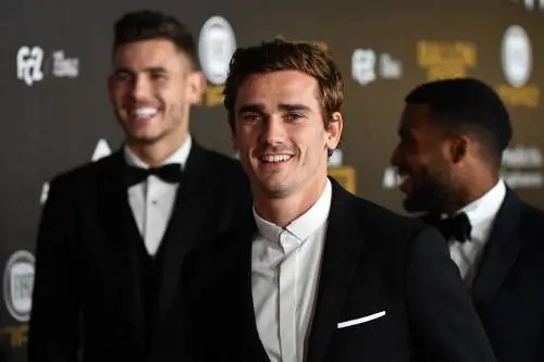 Pallone d'Oro, Griezmann in tackle su CR7: "Presente per rispetto degli altri candidati"