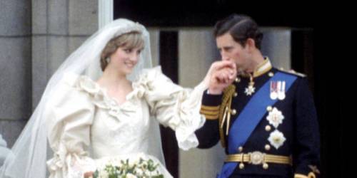 "Ecco cosa è successo quando Diana ha visto Camilla in chiesa"