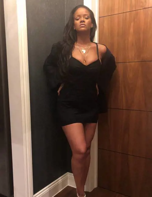 Rihanna sexy per il suo marchio di lingerie