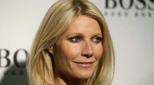 Gwyneth Paltrow e i suoi segreti di bellezza: “Yoga, buon cibo e tanto sudore” 