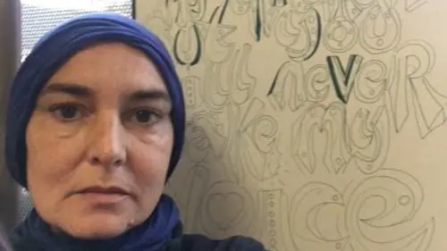 Sinead O'Connor lascia Twitter: "Vittima di stalking"