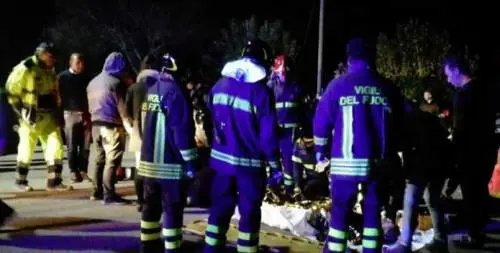 Tragedia in discoteca ad Ancona: 6 morti nella calca