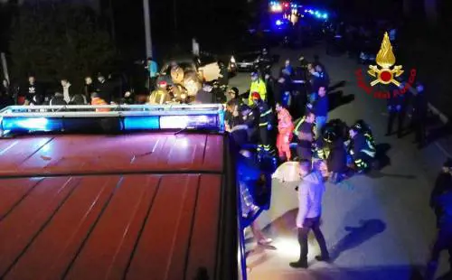 "Lo spray? C'è una banda di stranieri che deruba i ragazzi in discoteca"