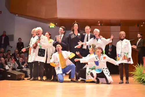 Sfida di Milano sull'ambiente: "Salviamo l'Italia dal baratro"