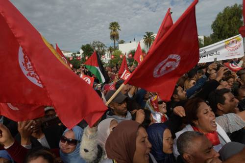 In Tunisia si riaccendono le proteste. Il Paese rischia di esplodere