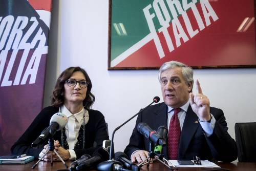 Il Cav incontra i "Sì Tav" Tajani contro il governo:  'Pagheranno i lavoratori'