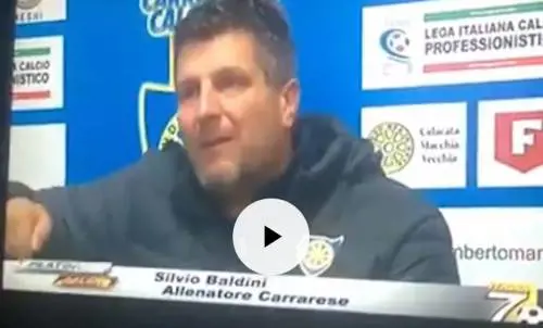 Carrarese, la furia di mister Baldini: "Mi fanno un c... quei grillini"