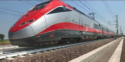 "I macchinisti sono ubriachi". E il Frecciarossa viene fermato