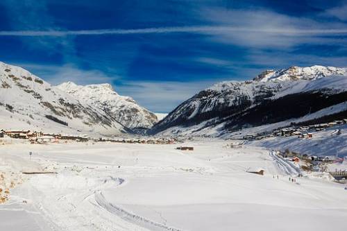 Valanga a Livigno: giovane si salva grazie allo zaino galleggiante