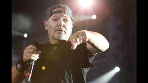 Vasco Rossi ricorda il padre: "Sarebbe stato fiero di me"