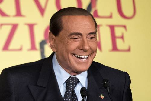 Berlusconi lancia la corsa per le europee: "La libertà è in pericolo"