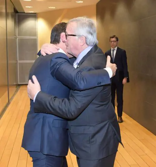 La promessa di Conte alla Ue? Aumentare l'Iva tra un anno
