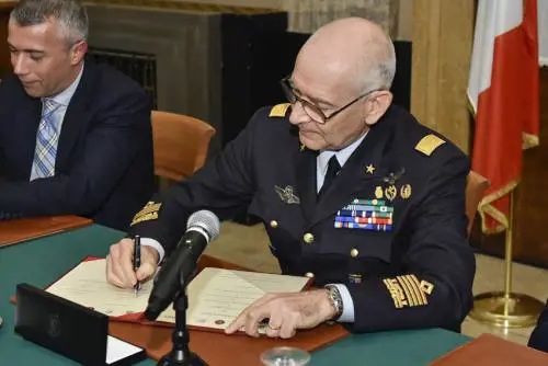 L'Aeronautica testerà tecnologia di aviolancio per piccoli satelliti