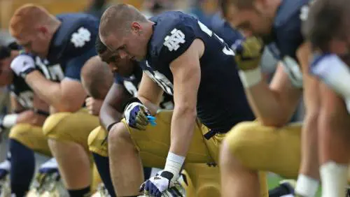 Gli invincibili guerrieri che picchiano per Gesù