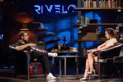 Andrea Pinna a Rivelo: “Il mio ex mi ha tradito con un ballerino di Amici”