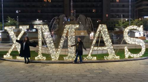Foto con scritta X-Mas. Cgil contro la consigliera di FI: "Ora si deve dimettere"