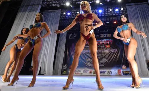 Culturisti in Kyrgyzstan, corpi perfetti in foto