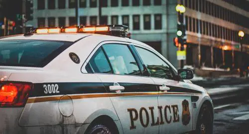 Uccide e fa a pezzi la nonna: "L'ho fatto in nome di Gesù"