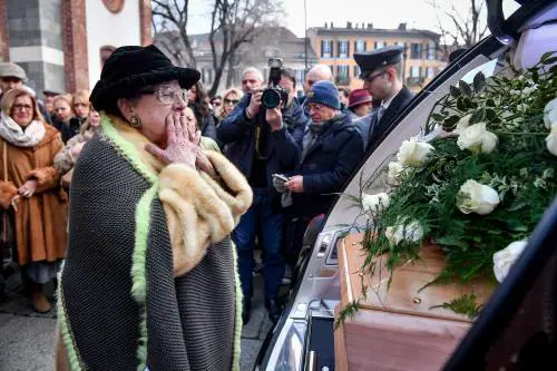 Folla all'addio a Pinketts Sala: "Un vero milanese"