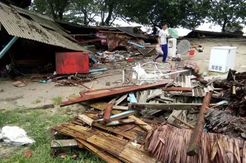 Indonesia, sale il numero dei morti. Si teme una crisi sanitaria