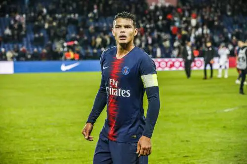 Psg, i ladri svaligiano la casa di Thiago Silva: un milione di euro il bottino