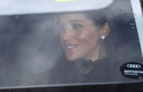 L'indiscrezione: "Al suo primo matrimonio Meghan regalava bustine di marijuana"
