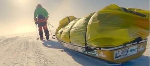 Esploratore americano attraversa l'Antartide in 54 giorni a piedi