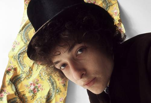 Mascherato e con la croce. Tutte le fotografie del Bob Dylan meno noto