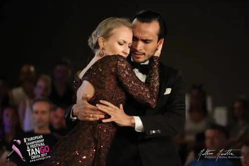 Aspettando il nuovo anno con i grandi maestri del tango