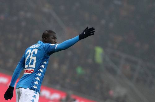 Il Napoli tra rabbia, infortuni e squalifiche aspetta la Lazio nel nome di Koulibaly