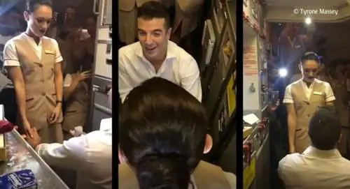Proposta ad alta quota: in volo chiede la mano ​della fidanzata hostess