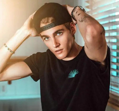 Arrestato Presley Gerber il figlio di Cindy Crowford 