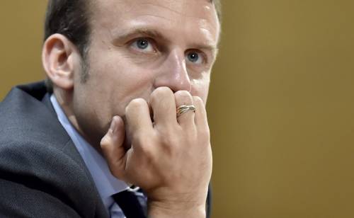 Macron perde ancora pezzi: abbandona il suo incarico il fedele Fort