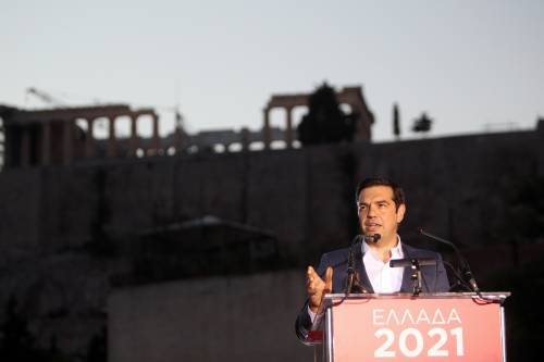 I conservatori passano. Tsipras Elezioni anticipate