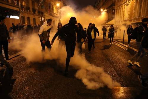 "Vaffa" dei gilet gialli francesi: "Non vogliamo aiuto da M5s"