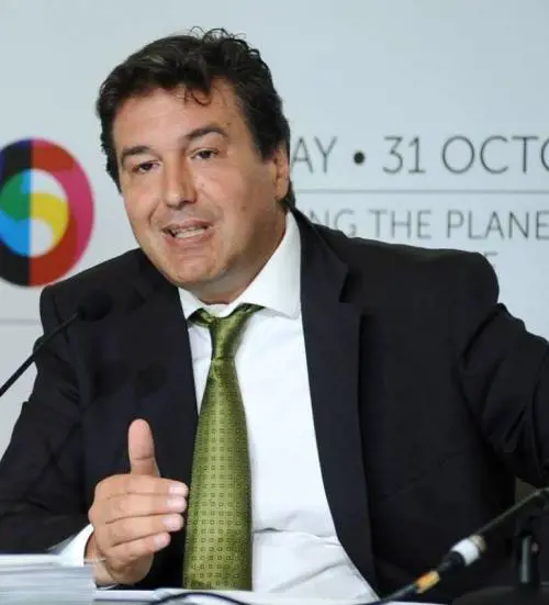 Il Policlinico dell'archistar tecnologico e autofinanziato