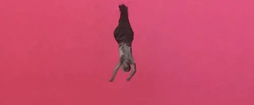 Pisa, lo scempio del cadavere di Mussolini diventa "opera d'arte"