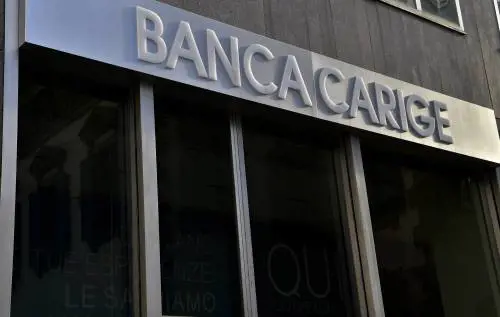 Carige e Monte, salvataggi in salita