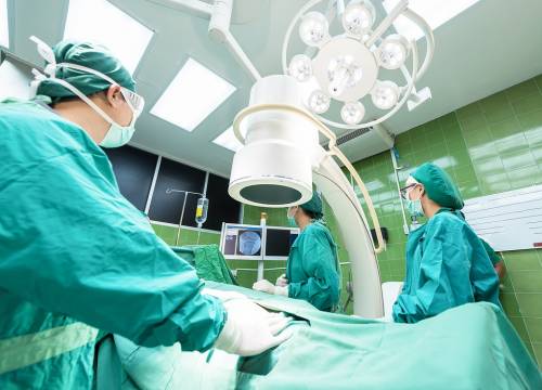 Torino, innovativo intervento di ricostruzione dell'esofago su una bimba 
