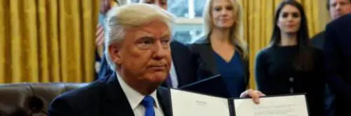 Usa, Trump ai suoi cittadini: "Crisi umanitaria al confine, serve il muro"
