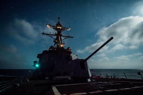 La Us Navy testa per la prima volta i proiettili iperveloci 