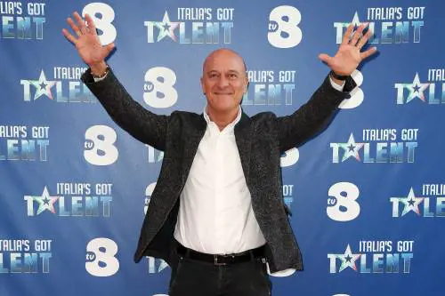 "Pigro, gaffeur e pasticcione: il commissario di Cops 2 è come me"