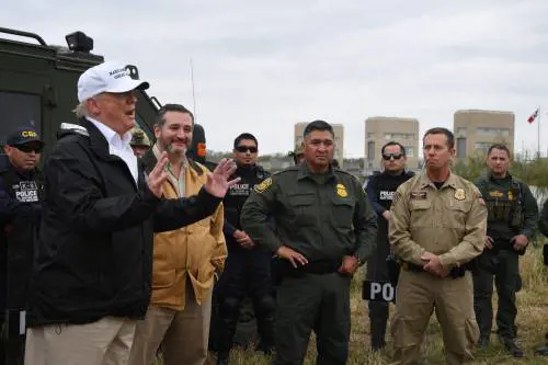 Messico in allarme per i dazi di Trump: e ora prova a trattare