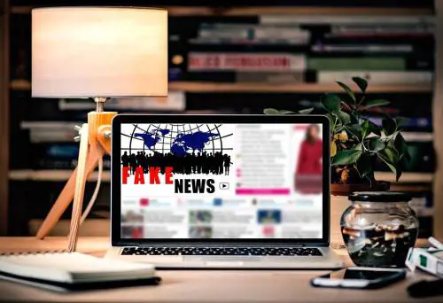 Una su tre è falsa: ecco le fake news choc sui tumori