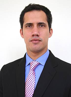 Gli Usa riconoscono Juan Guaidó "legittimo presidente del Venezuela"